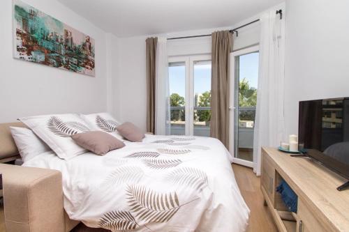 Vistamarina B208 By Ivi Real Estate Apartment Torremolinos Exterior photo
